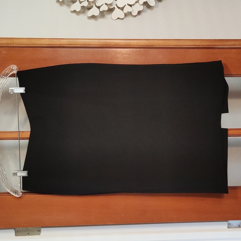 United Colors of Benetton black pencil skirt L/44